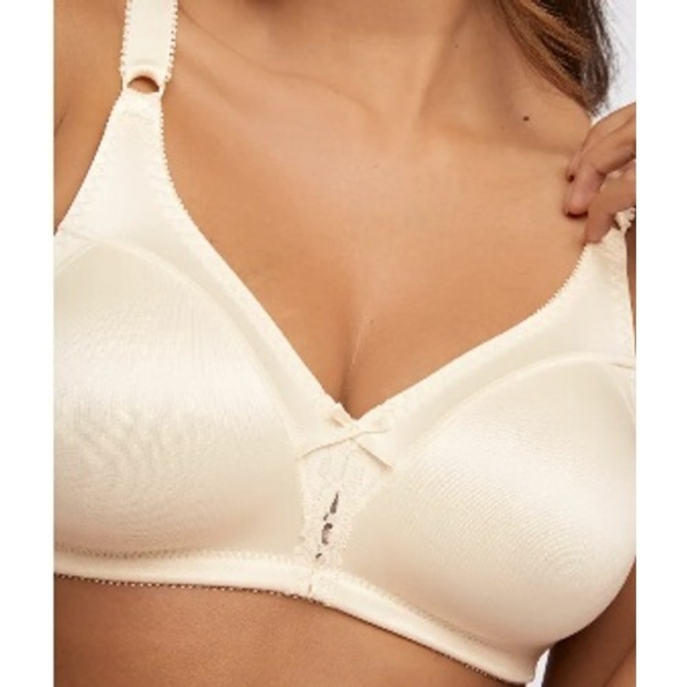 Bali Classic Support Wireless Bra 40C Beige Nude M-Frame Smoothing DF3820 NWT